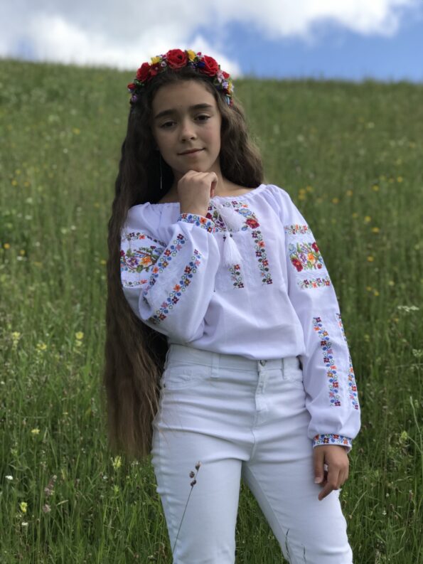 Вишиванка для дівчинки