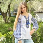 Вишиванка жіноча синя