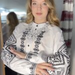 Вишиванка «Богдана» — біла сорочка з чорною вишивкою